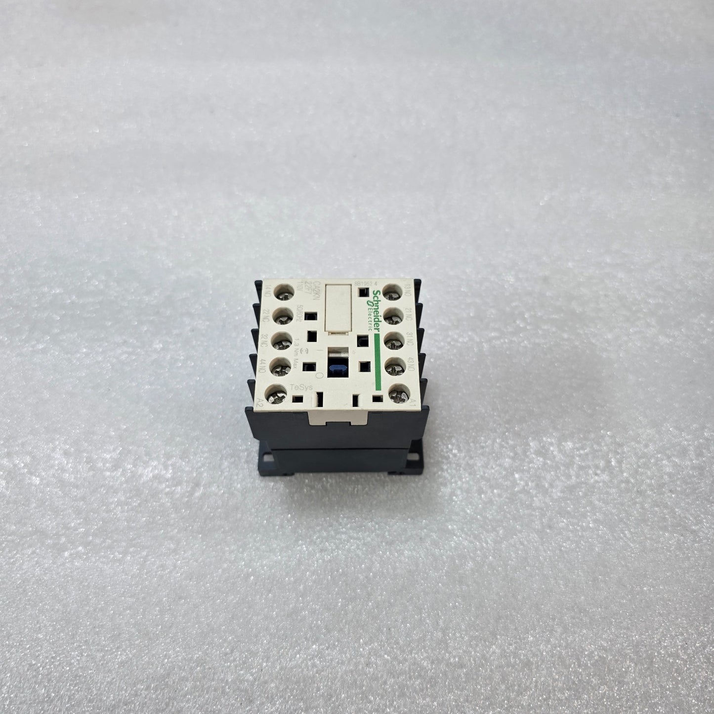 CA2KN22F7 TESYS CONTROL RELAY 4 POLE (2NO+2NC) 110V COIL