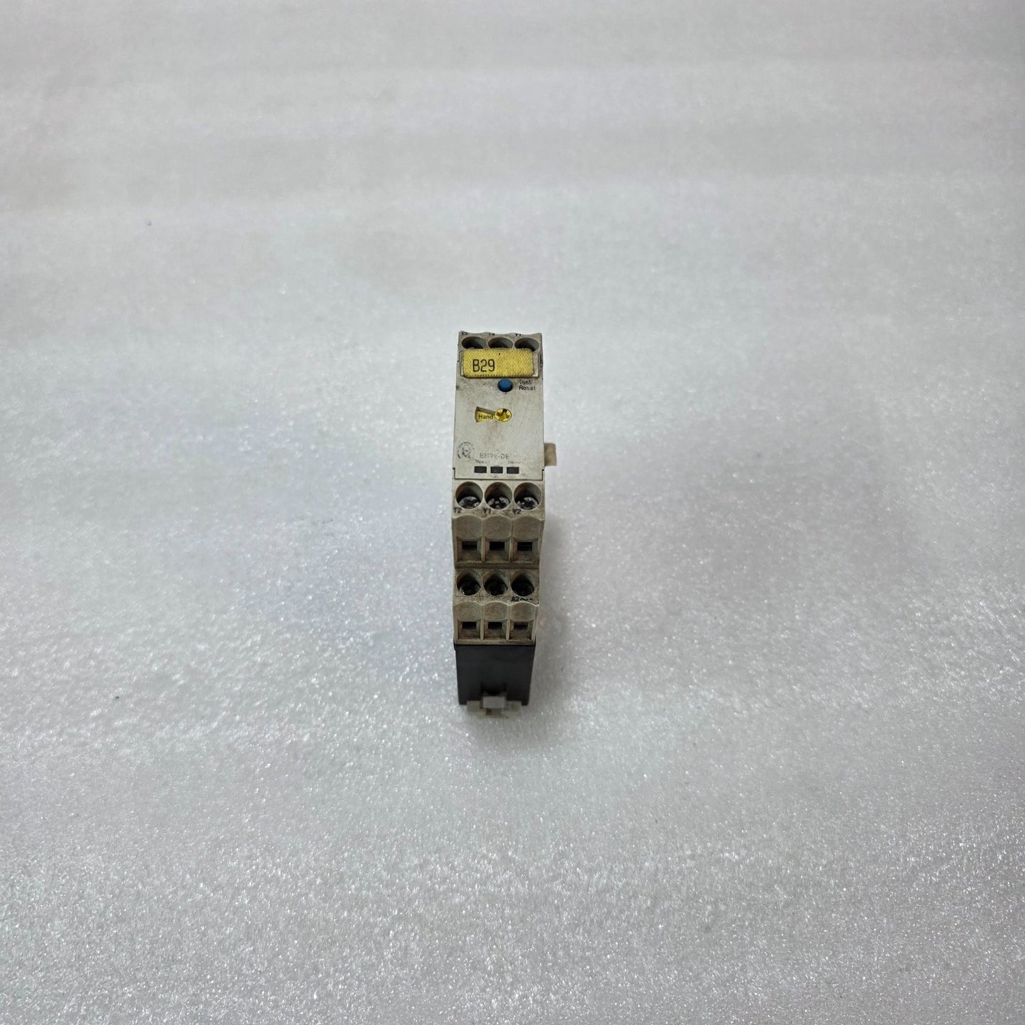 MOELLER EMT6-DB PTC THERMISTOR RELAY – 24–240V AC/DC MOTOR PROTECTION RELAY
