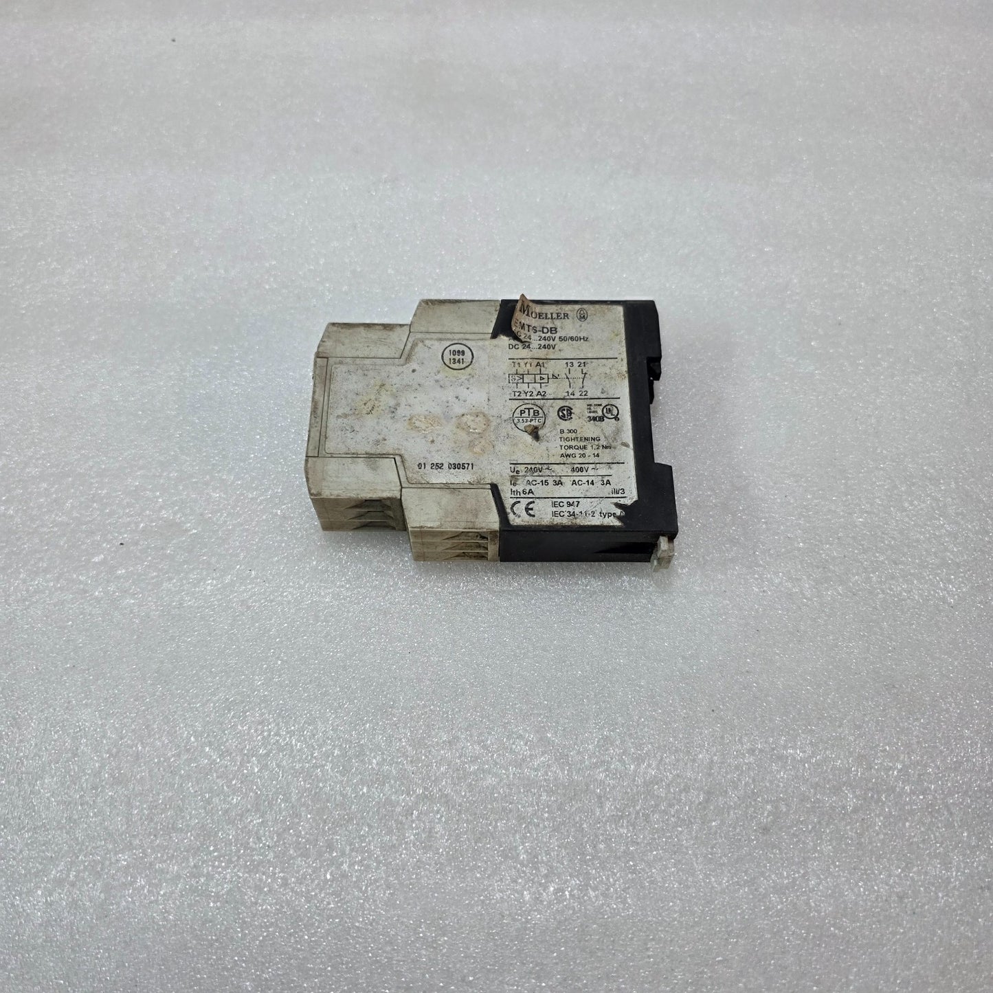 MOELLER EMT6-DB PTC THERMISTOR RELAY – 24–240V AC/DC MOTOR PROTECTION RELAY