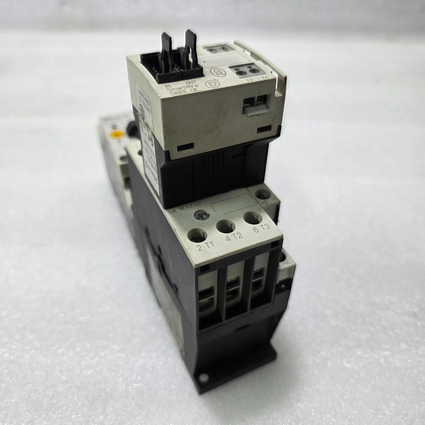 MOELLER EATON PKZM0-16 MOTOR PROTECTION BREAKER + DILM17-01 CONTACTOR + SWRE-DIL