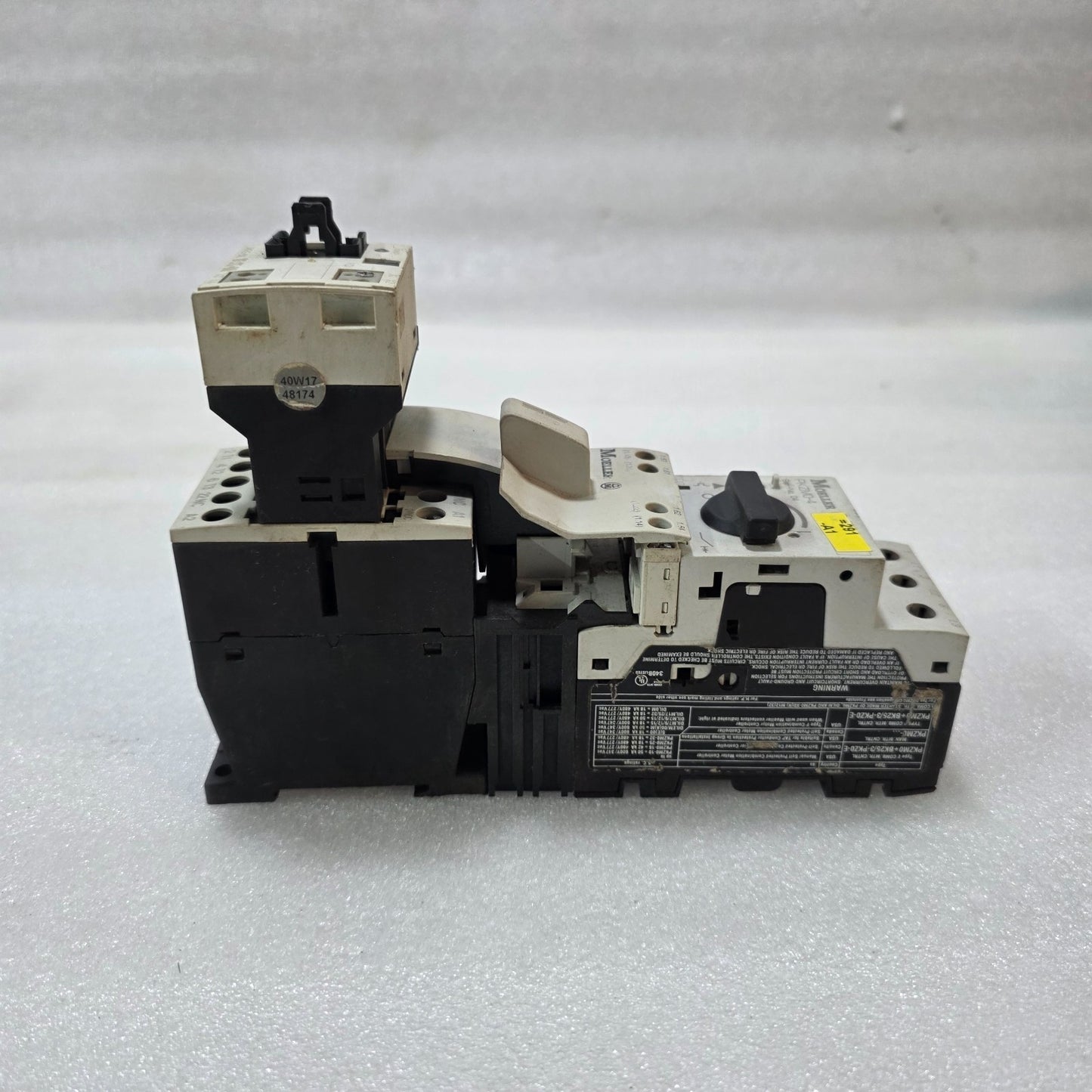 MOELLER EATON PKZM0-4 MOTOR PROTECTION BREAKER + DILM7-01 CONTACTOR + SWIRE-DIL