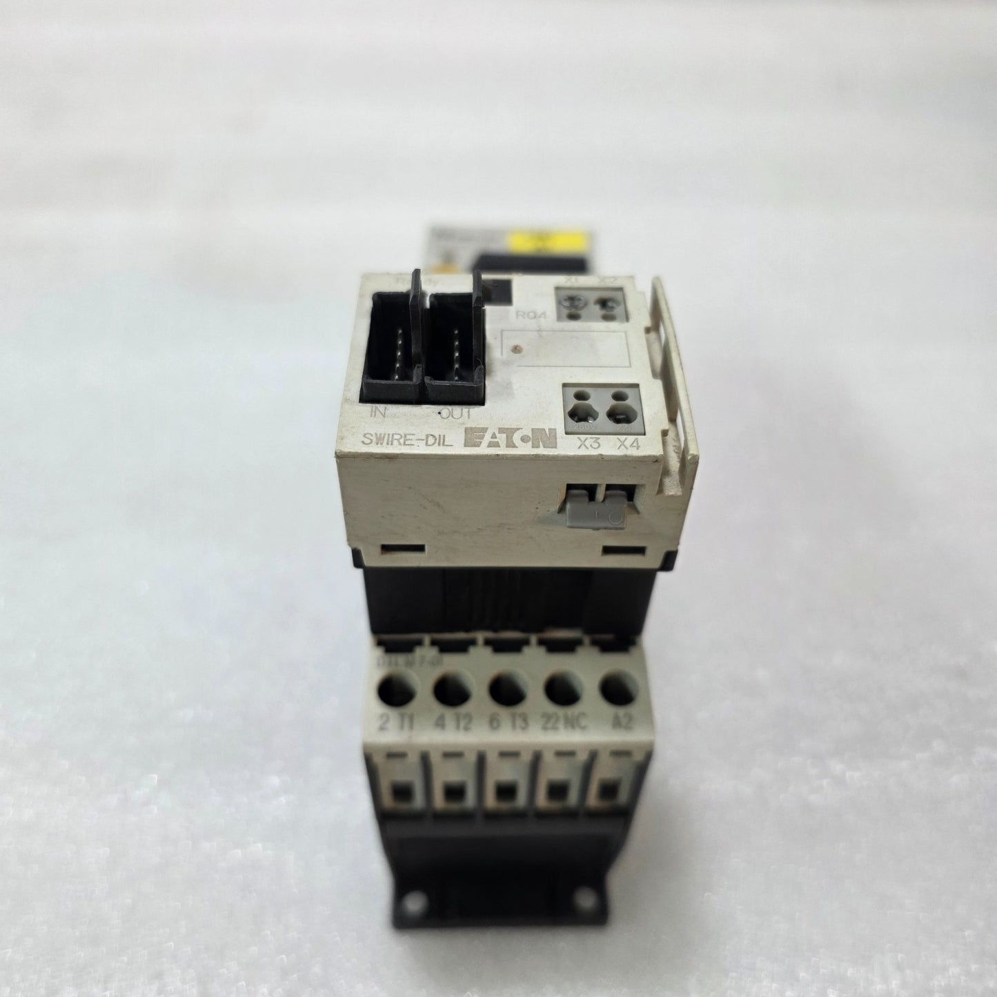 MOELLER EATON PKZM0-4 MOTOR PROTECTION BREAKER + DILM7-01 CONTACTOR + SWIRE-DIL