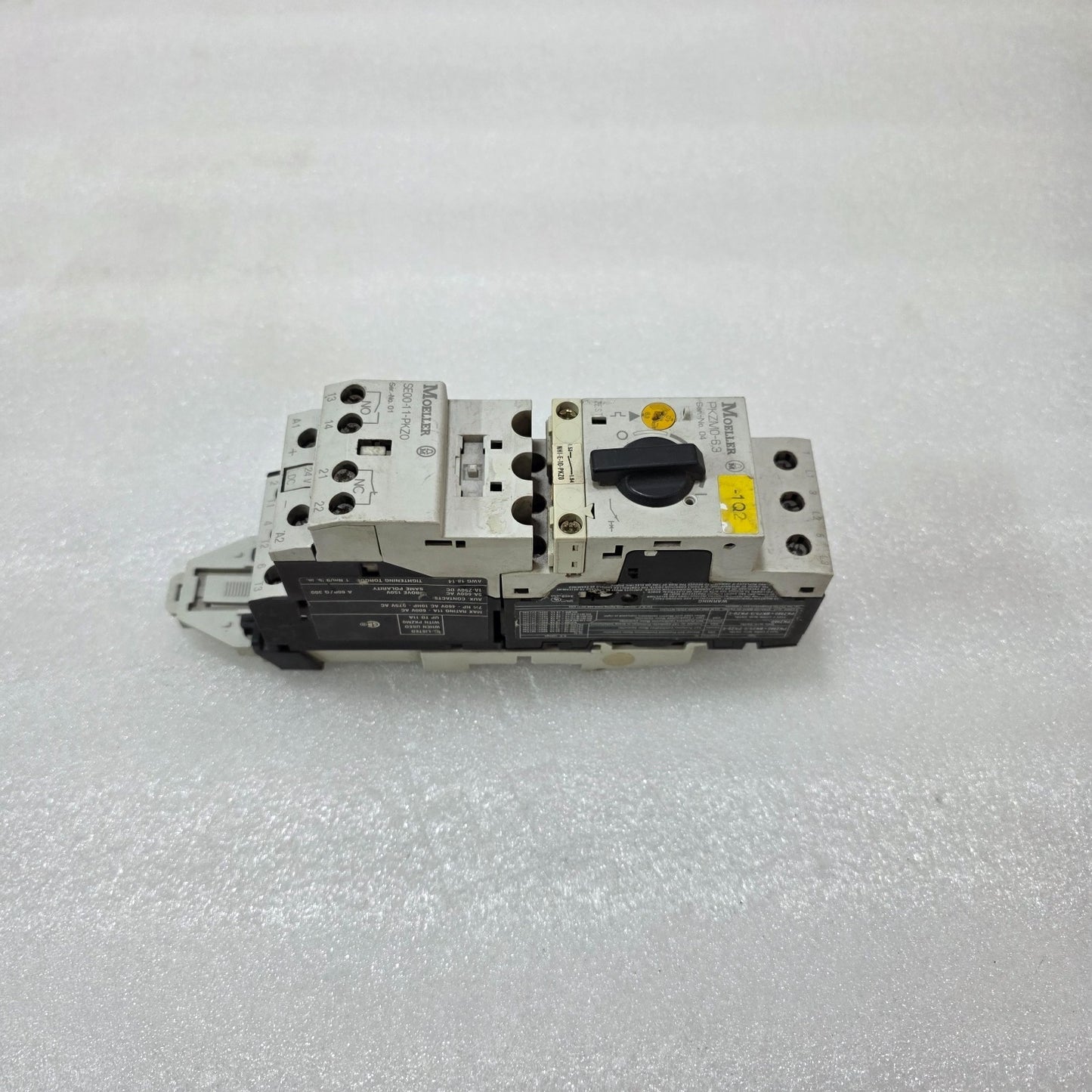 MOELLER EATON PKZM0-6.3 MOTOR PROTECTION CIRCUIT BREAKER + SEO0-11-PKZ0