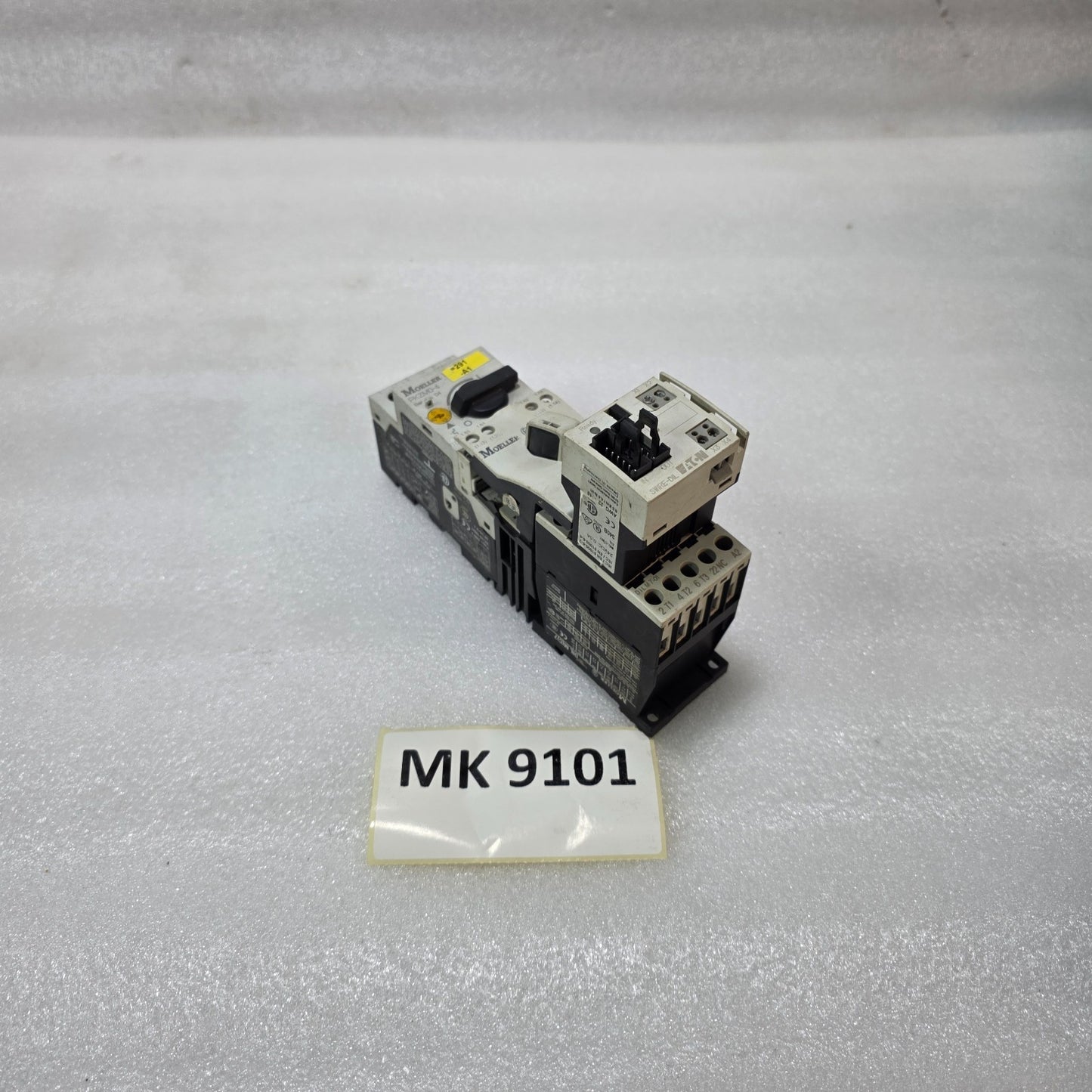 MOELLER EATON PKZM0-4 MOTOR PROTECTION BREAKER + DILM7-01 CONTACTOR + SWIRE-DIL