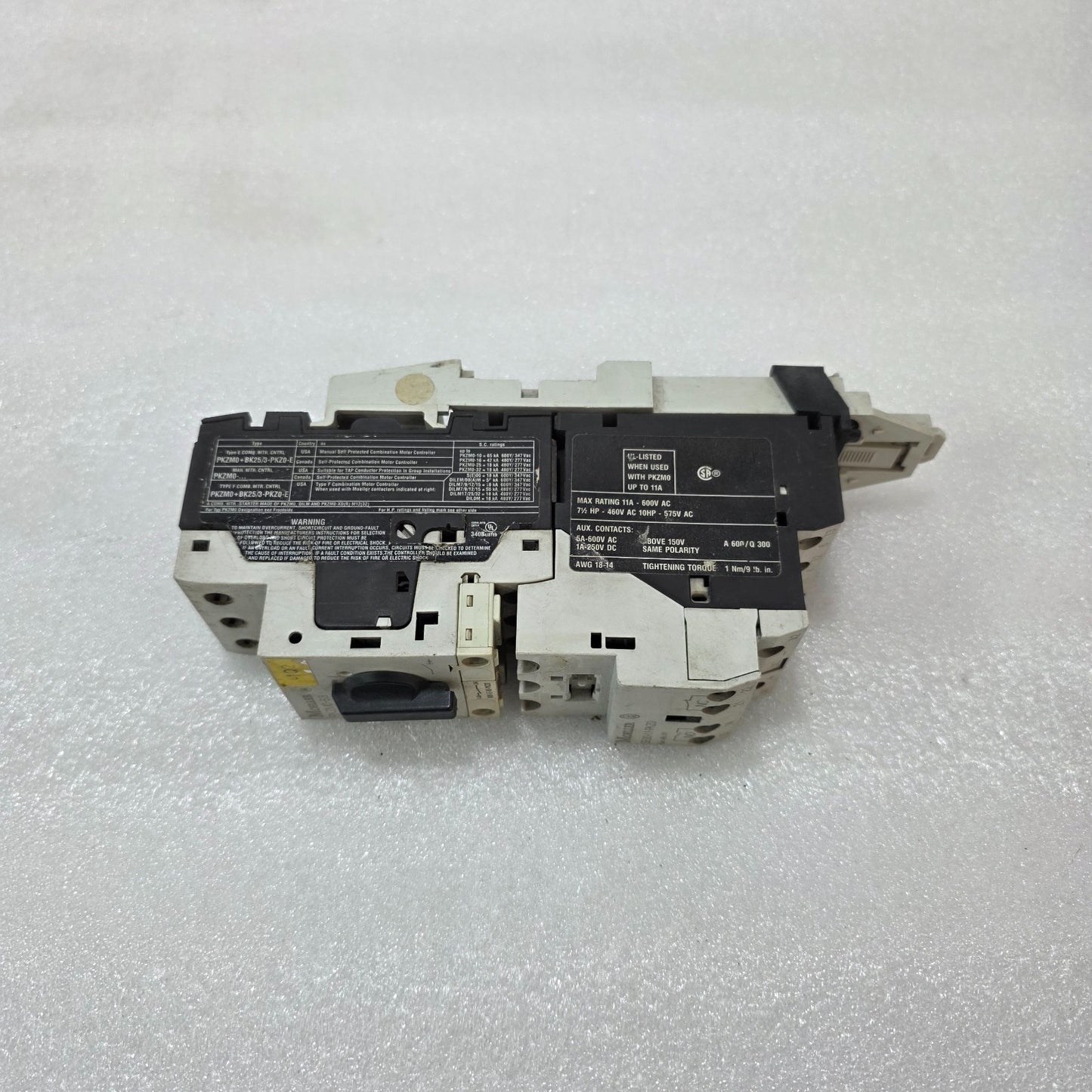 MOELLER EATON PKZM0-6.3 MOTOR PROTECTION CIRCUIT BREAKER + SEO0-11-PKZ0