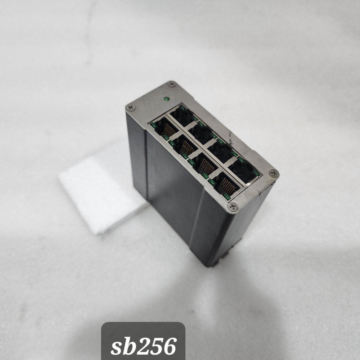 GLEICHSTROMEINGANG 108TX UNMANAGED INDUSTRIAL ETHERNET SWITCH