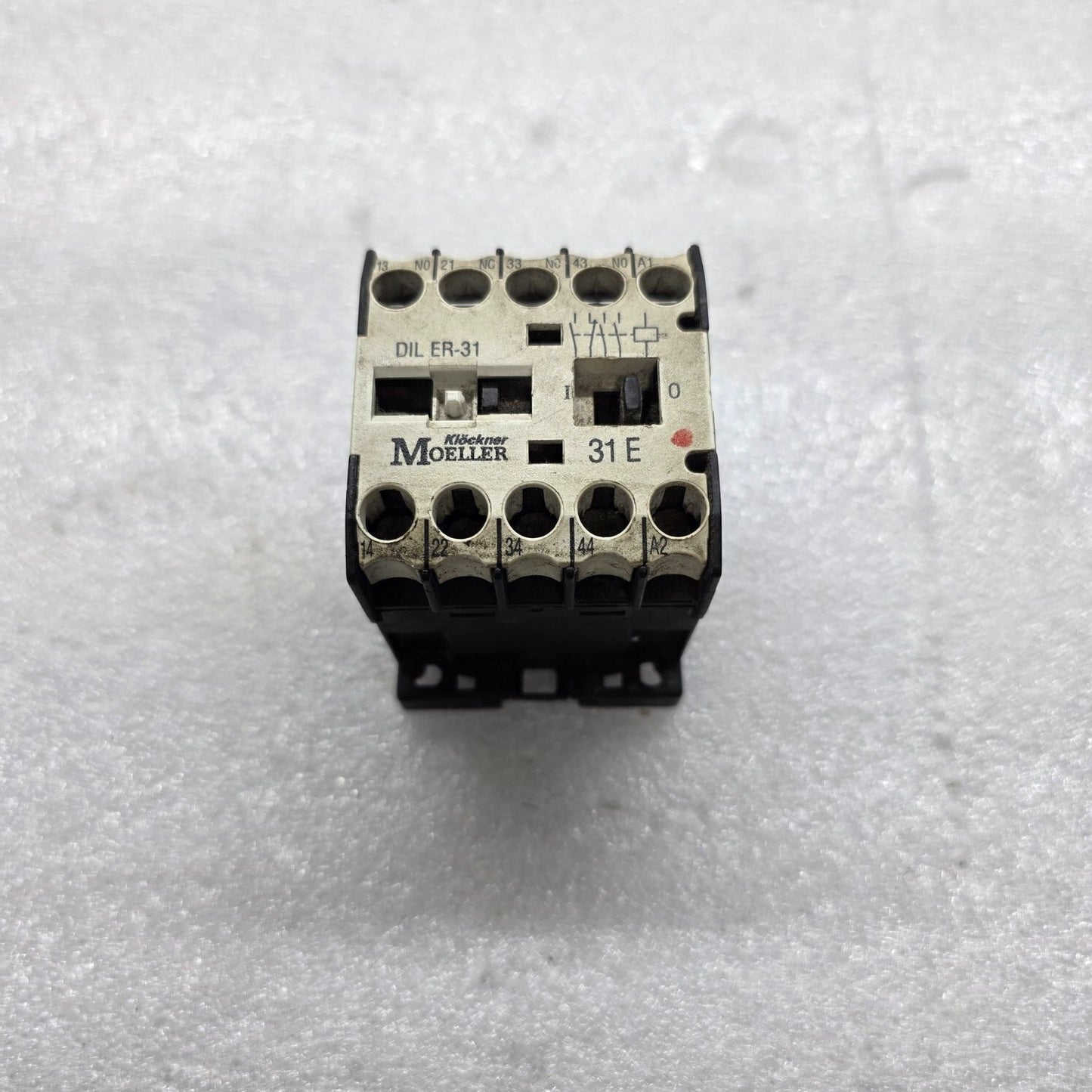 MOELLER DIL ER-31 CONTROL RELAY