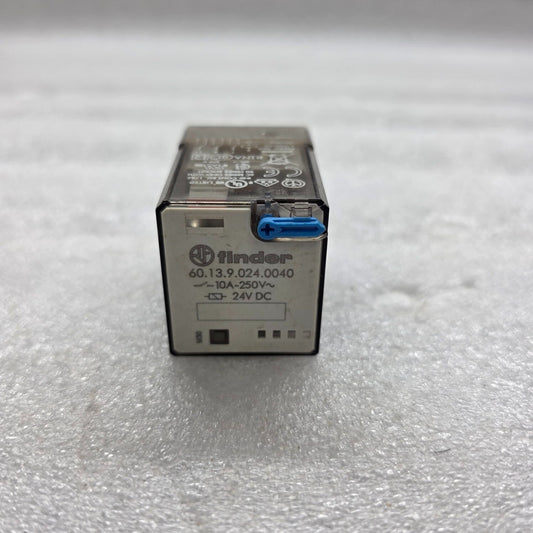 FINDER 60.13.9.024.0040 PLUG IN RELAY