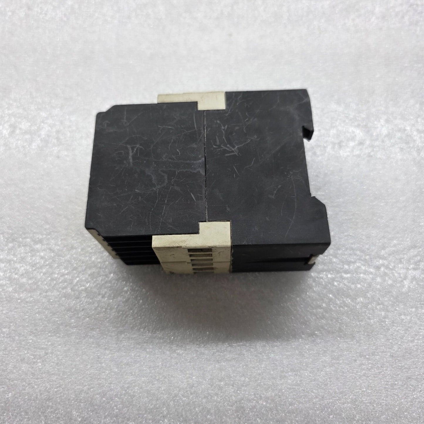 ENTRELEC SCHIELE PFN VOLTAGE MONITORING RELAY 2.450.311.05 220-240VAC