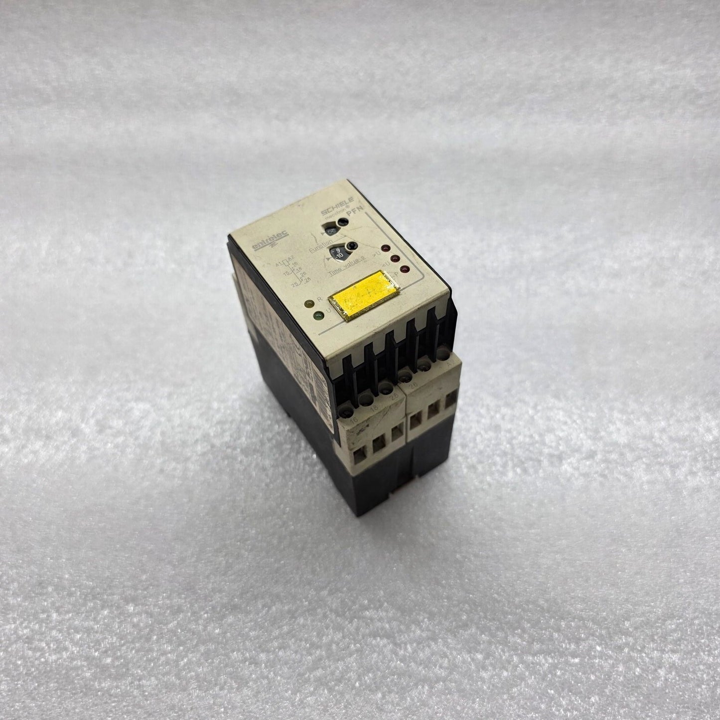 ENTRELEC SCHIELE PFN VOLTAGE MONITORING RELAY 2.450.311.05 220-240VAC