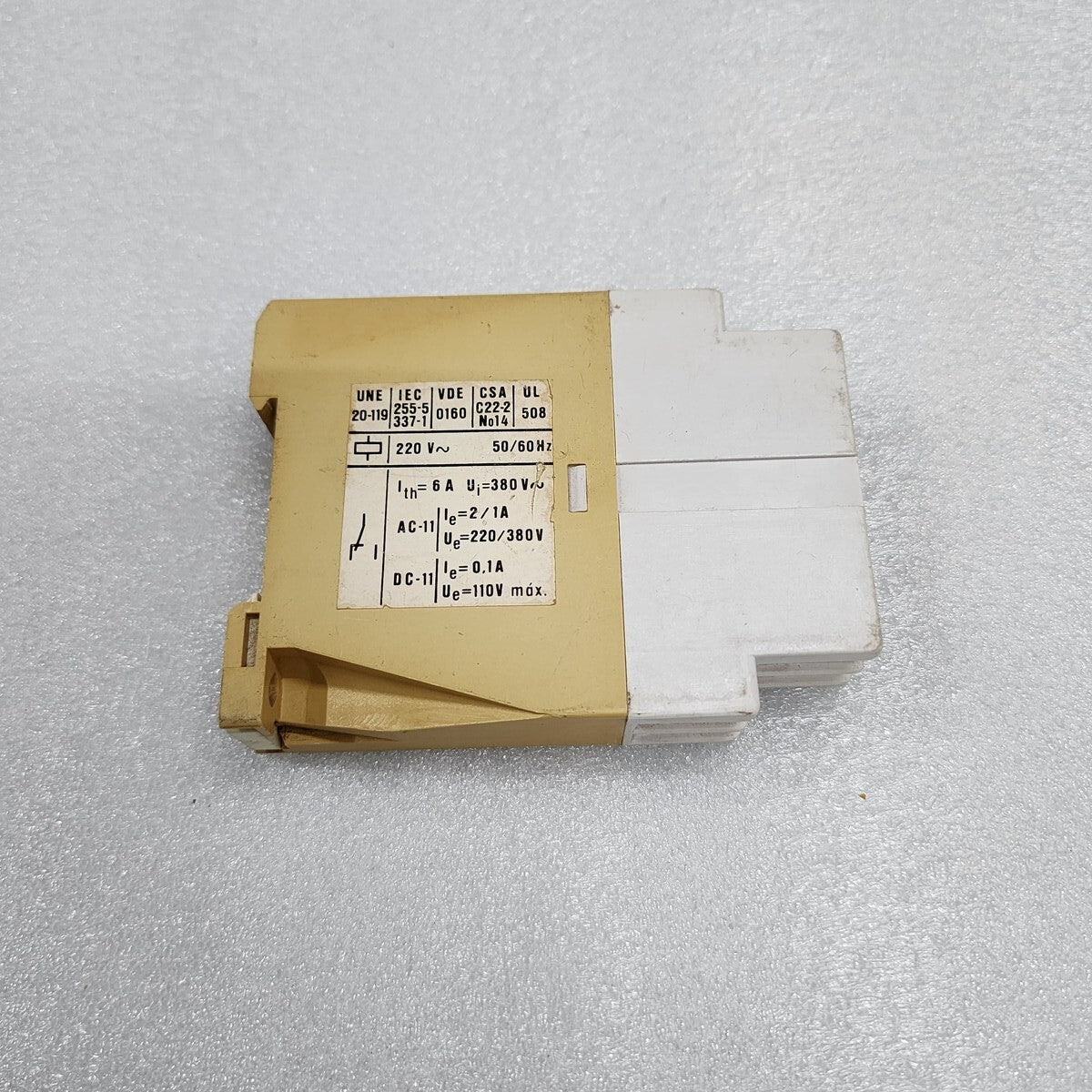 AGUT MTC-T RELAY 220V