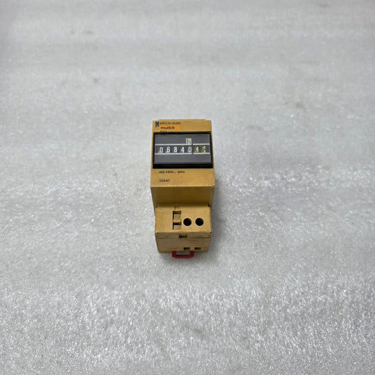 MERLIN GERIN MULTI 9 CH UWZ 35V HOUR METER 220–240V AC 50HZ