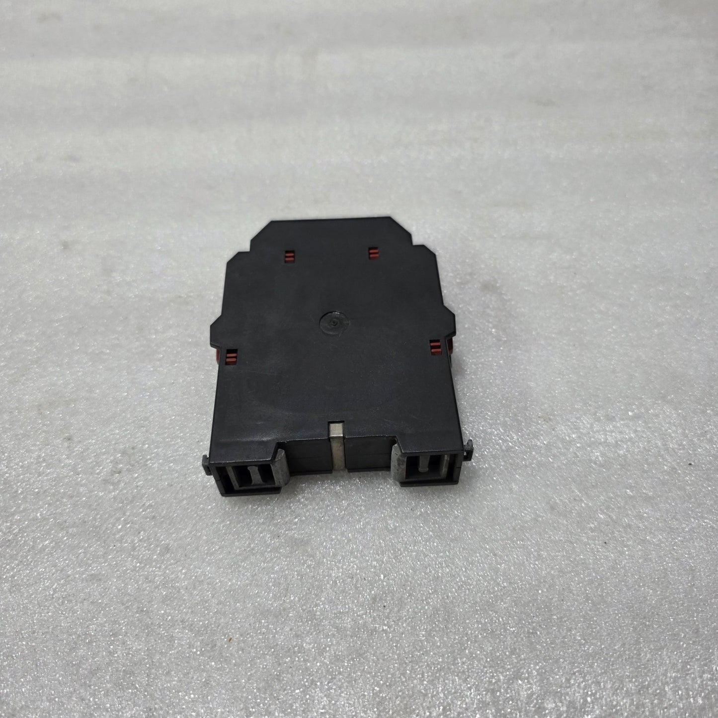 ABB C461 GHC4610109R0004 DELAY-ON TIMER RELAY 9–180 MIN 110–240V AC/DC