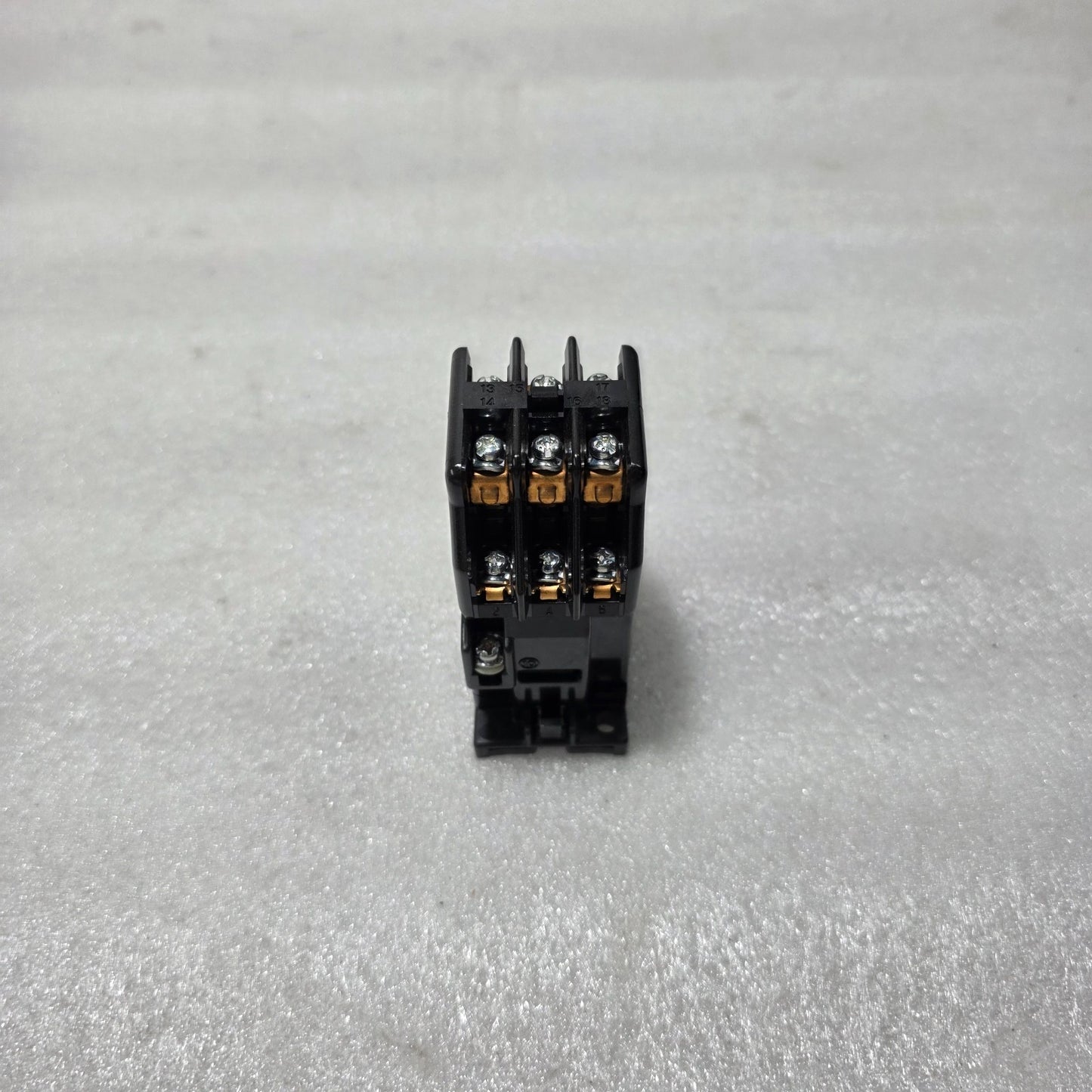 FUJI ELECTRIC SRC50-2U/X (3A3B) SAFETY RELAY MODULE 380-440V