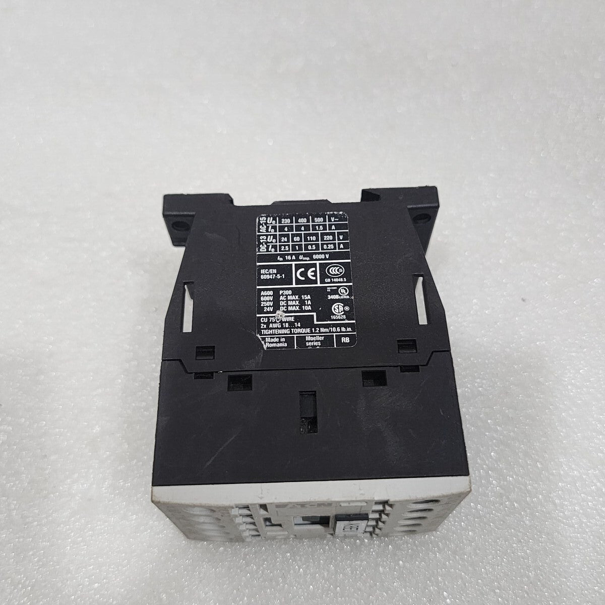 EATON DIL A-22 MAGNETIC CONTACTOR XTRE10B22 220VDC