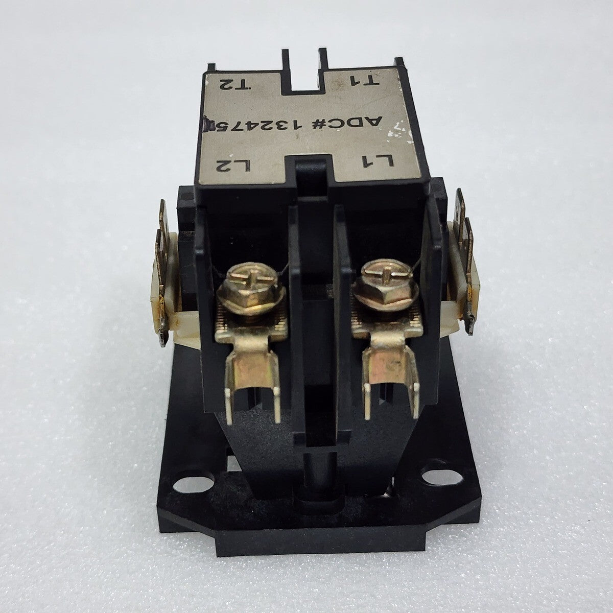 SQUARE D 8910DP22S12V14 CONTACTOR INDUSTRIAL CONTROL SYSTEM 24V