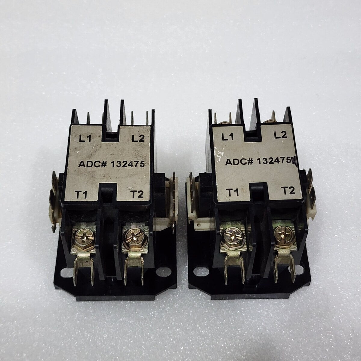 SQUARE D 8910DP22S12V14 CONTACTOR INDUSTRIAL CONTROL SYSTEM 24V