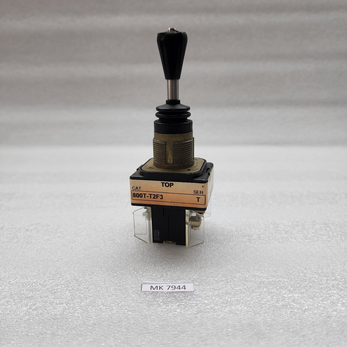 ALLEN BRADLEY 800T-T2F3 SER T JOY STICK