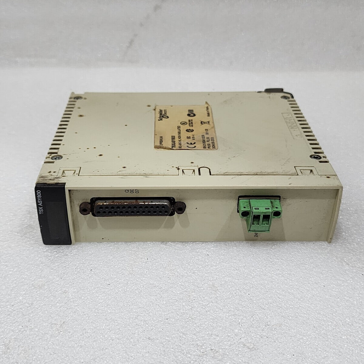 TSXASY800 8Q ANA.HL.NON ANALOG OUTPUT MODULE