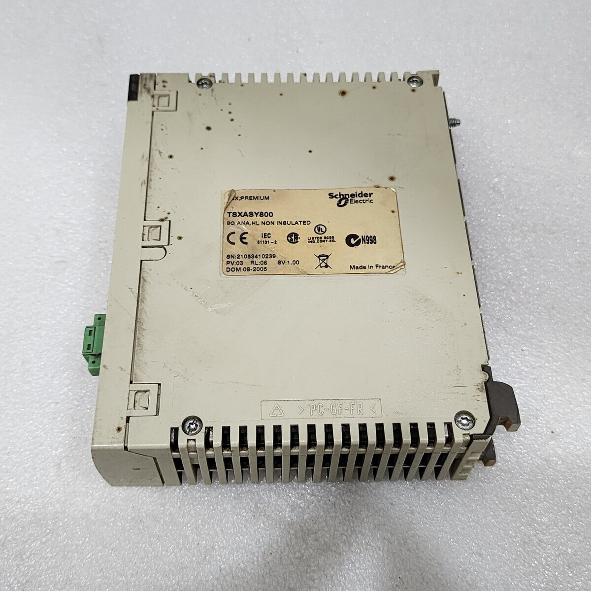 TSXASY800 8Q ANA.HL.NON ANALOG OUTPUT MODULE