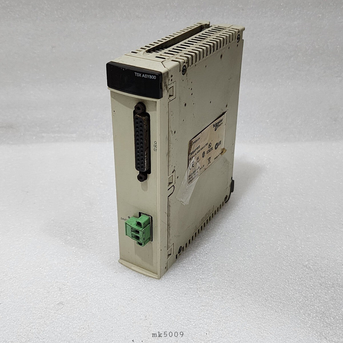 TSXASY800 8Q ANA.HL.NON ANALOG OUTPUT MODULE