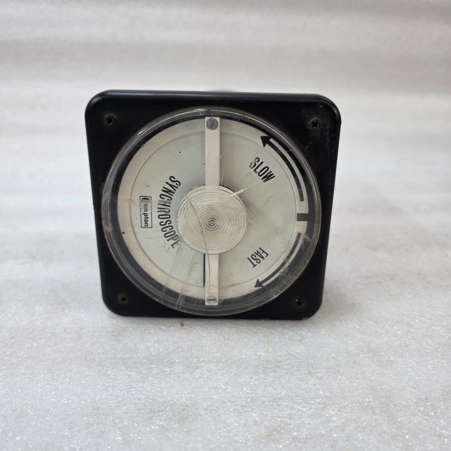 CROMPTON 077-140 SYNCHROSCOPE METER 120V 50/60HZ PANEL MOUNT ANALOG GENERATOR SY