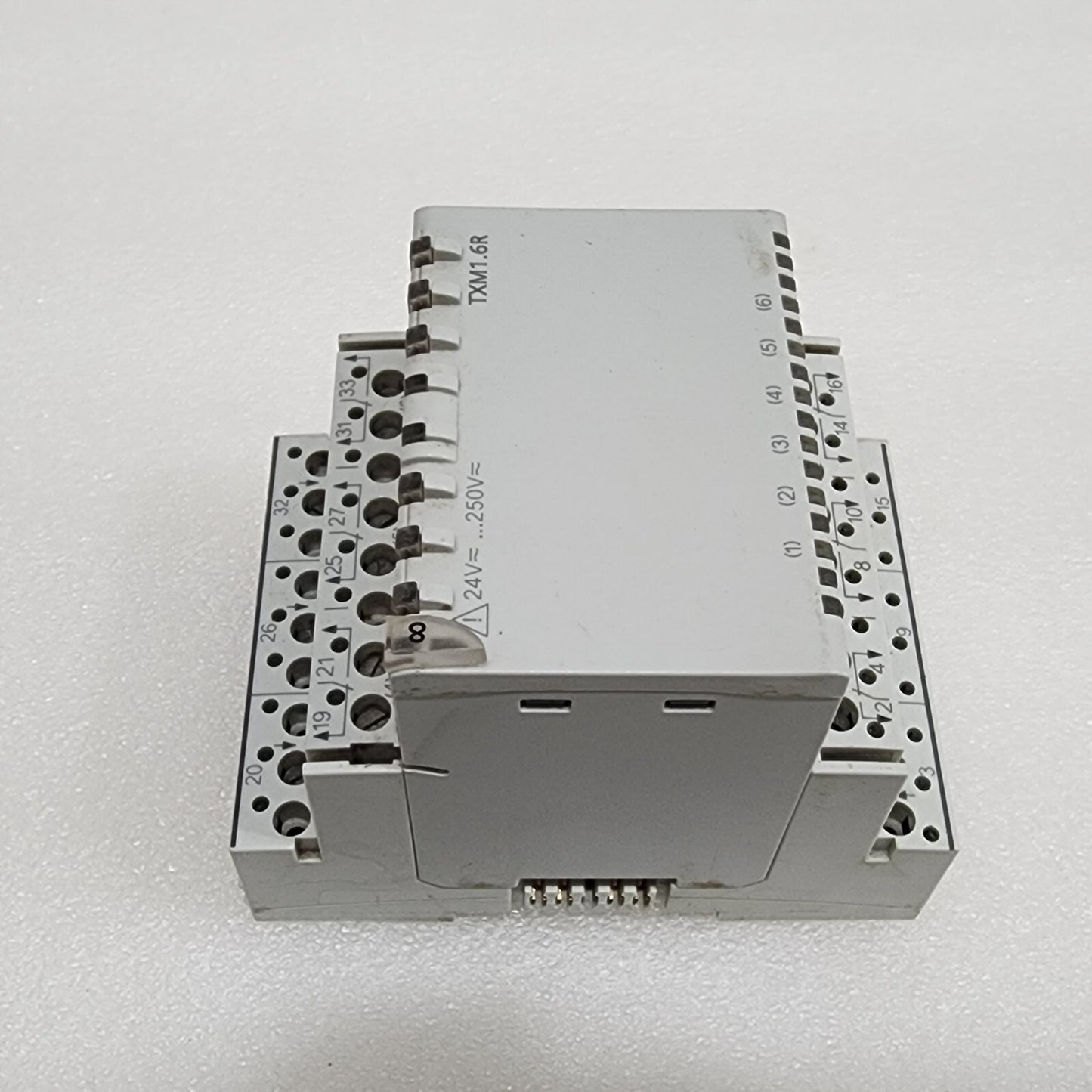 SIEMENS TXM1.6R 6-CH RELAY OUTPUT MODULE