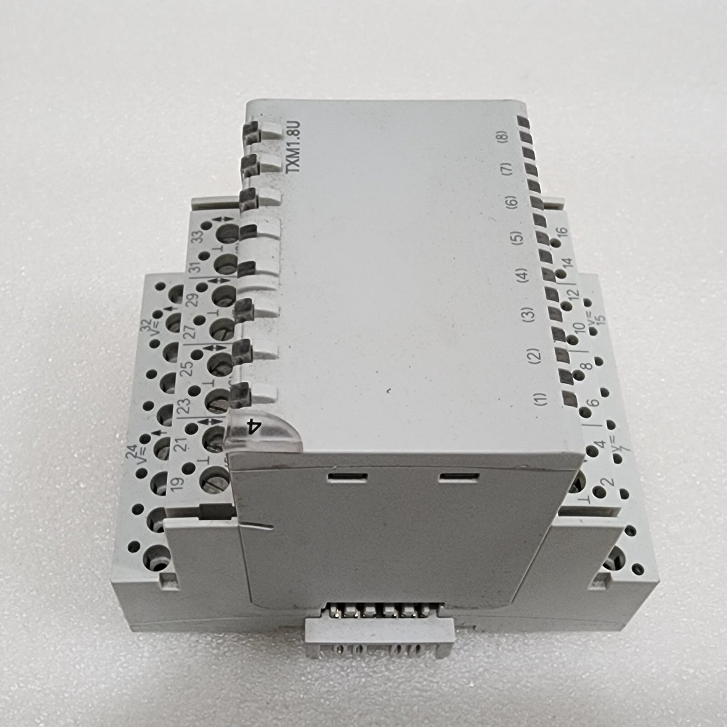 SIEMENS TXM1.8U 8-CH UNIVERSAAL I/O MODULE