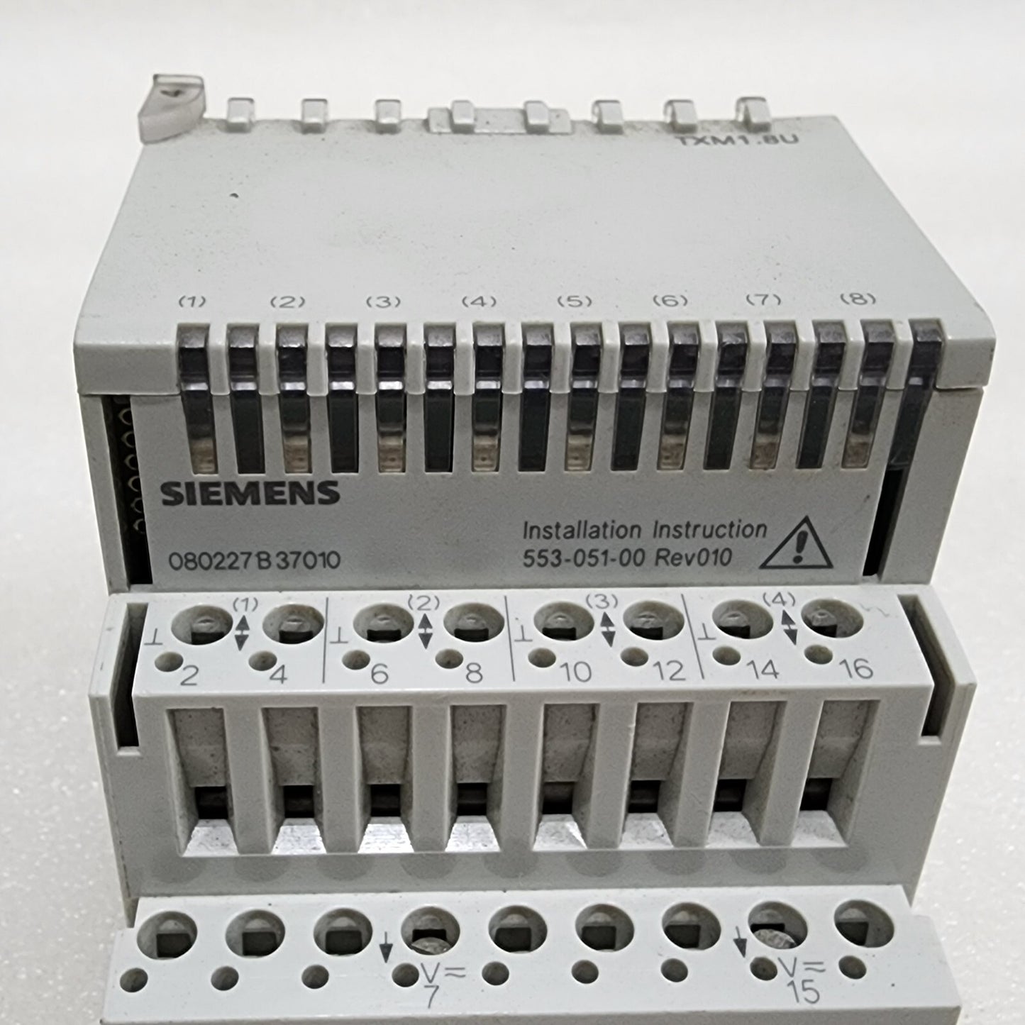 SIEMENS TXM1.8U 8-CH UNIVERSAAL I/O MODULE