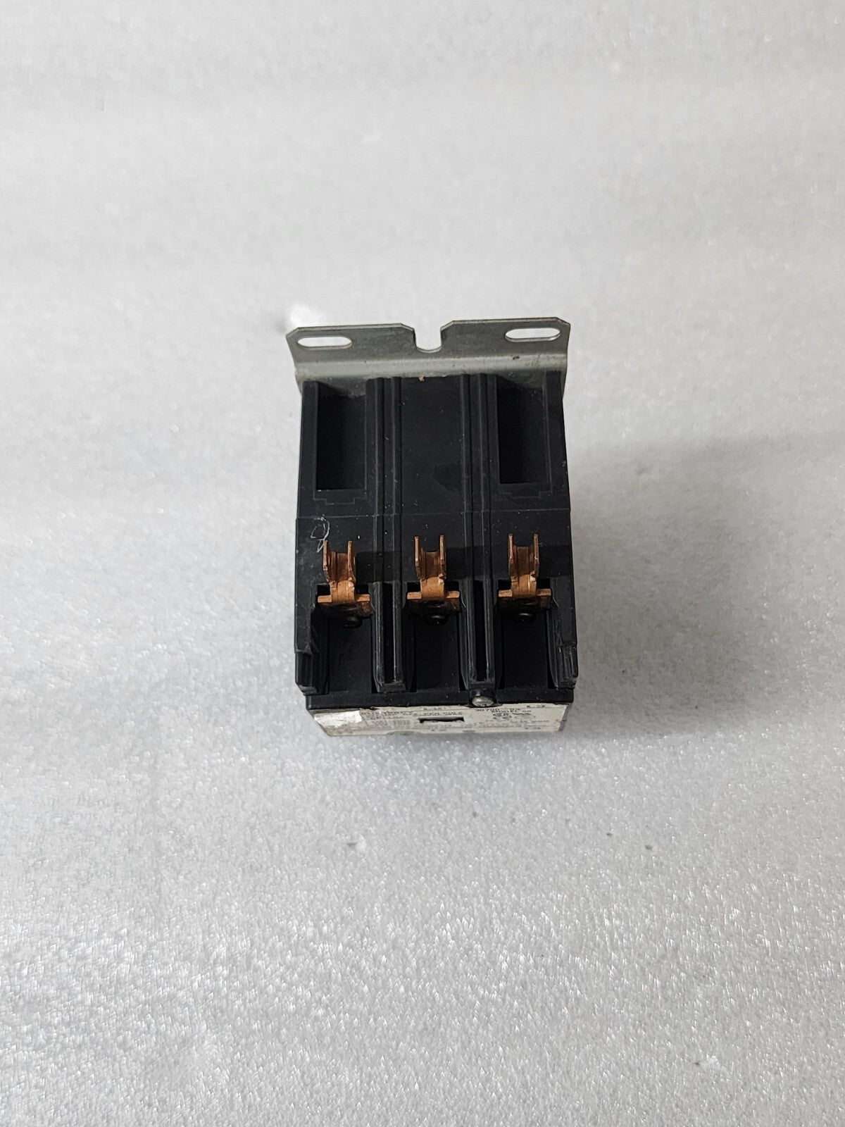 TYCO ELECTRONICS 3100-30U9198CY 3P CONTACTOR 30A 30700-03 COIL VOLTAGE 208-240V