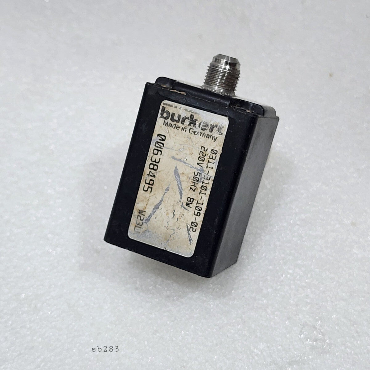 BURKERT 0311-3101-109-02 DIRECT ACTING 3/2 WAY PLUNGER VALVE 00638495