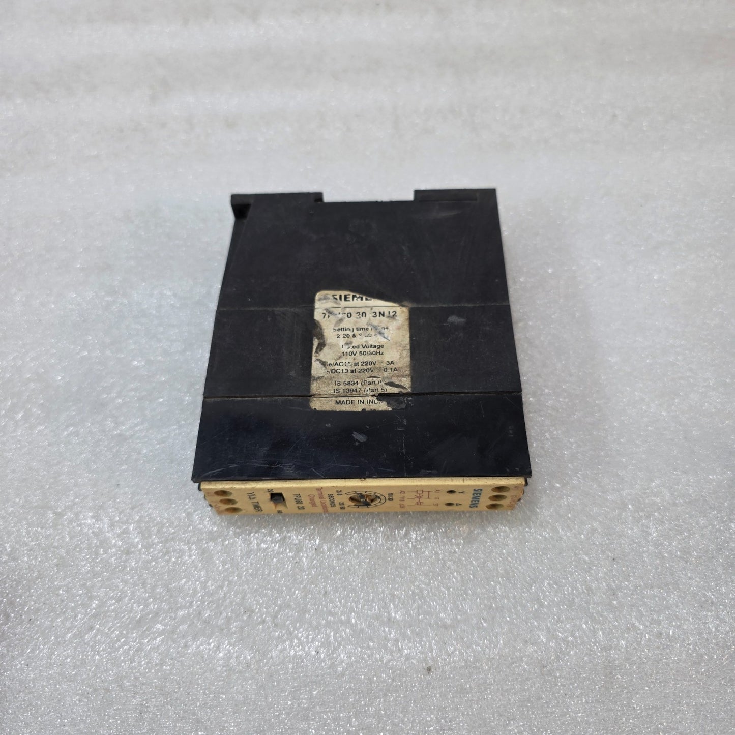 SIEMENS Y/Δ TIMER STAR-DELTA TIMER 7PU60 20 3N12