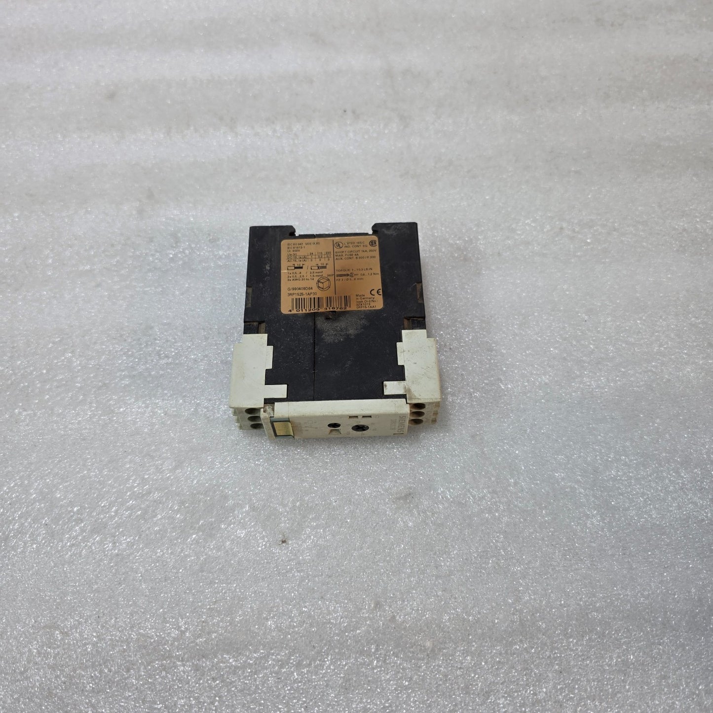 SIEMENS SIRIUS 3RP1525 TIME RELAY 3RP1525-1AP30