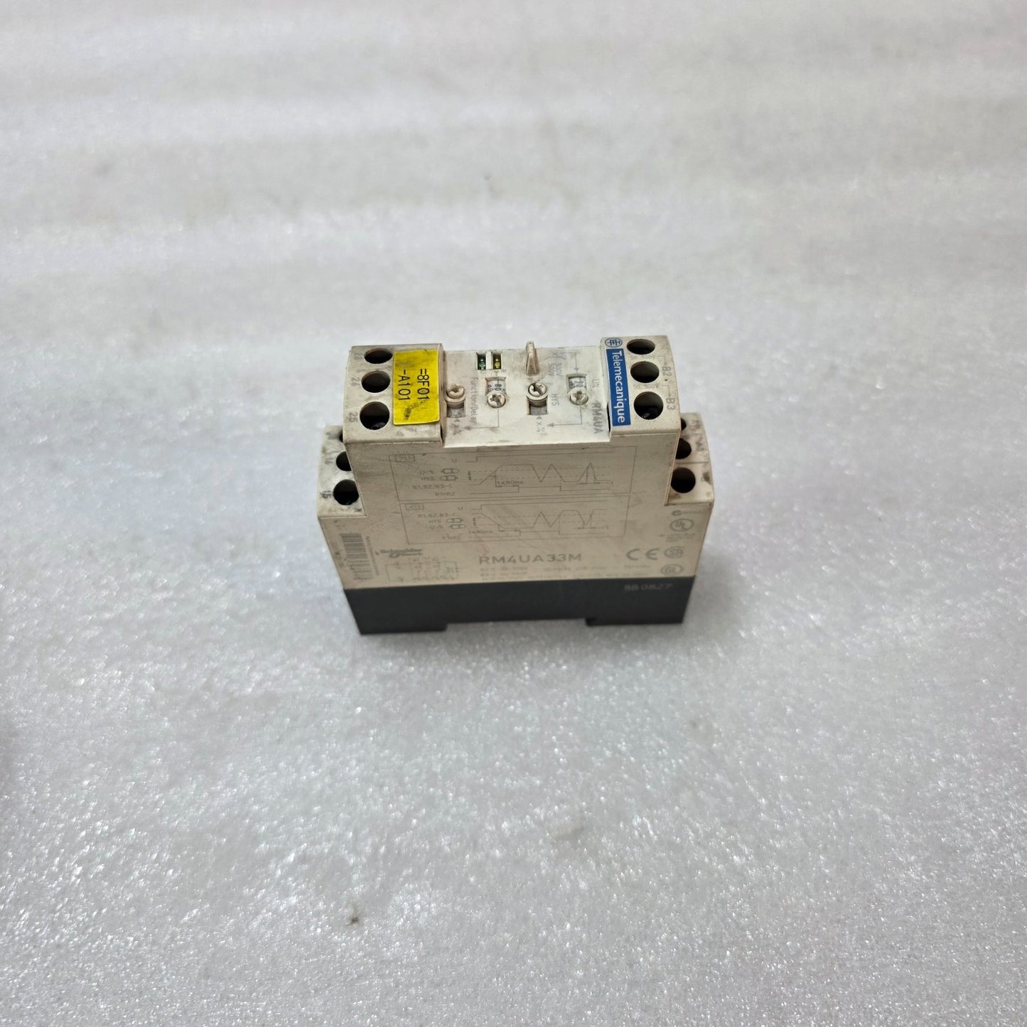 RM4UA33M VOLTAGE MONITORING RELAY 220-240V AC | TELEMECANIQUE RM4 SERIES