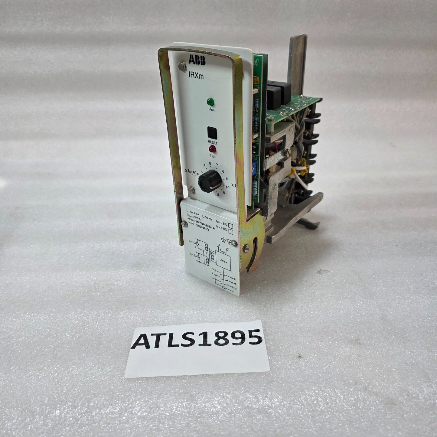 ABB IRXM OVERCURRENT PROTECTION RELAY 1MYN742832-A 1A/5A 24VDC 50HZ PROTECTION M