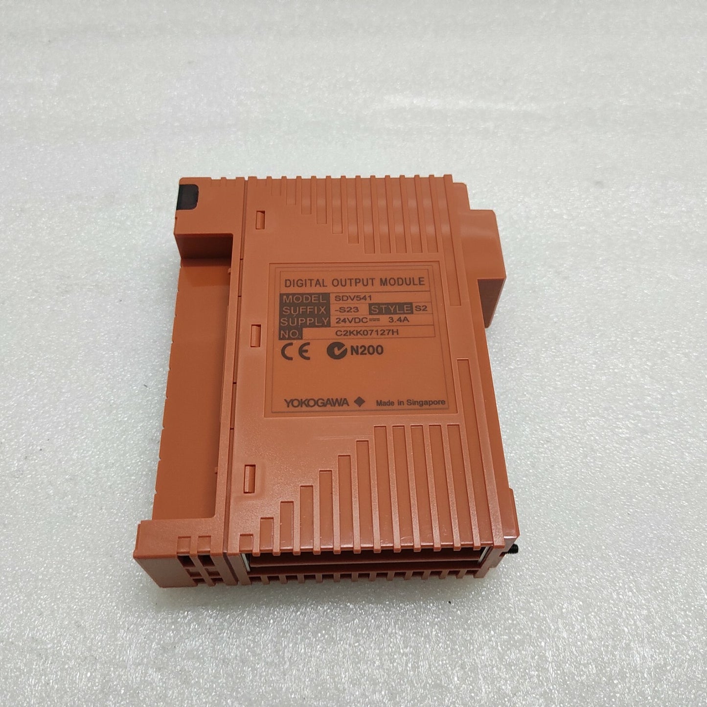 YOKOGAWA SDV541-S23 DIGITAL OUTPUT MODULE 24VDC 3.4A