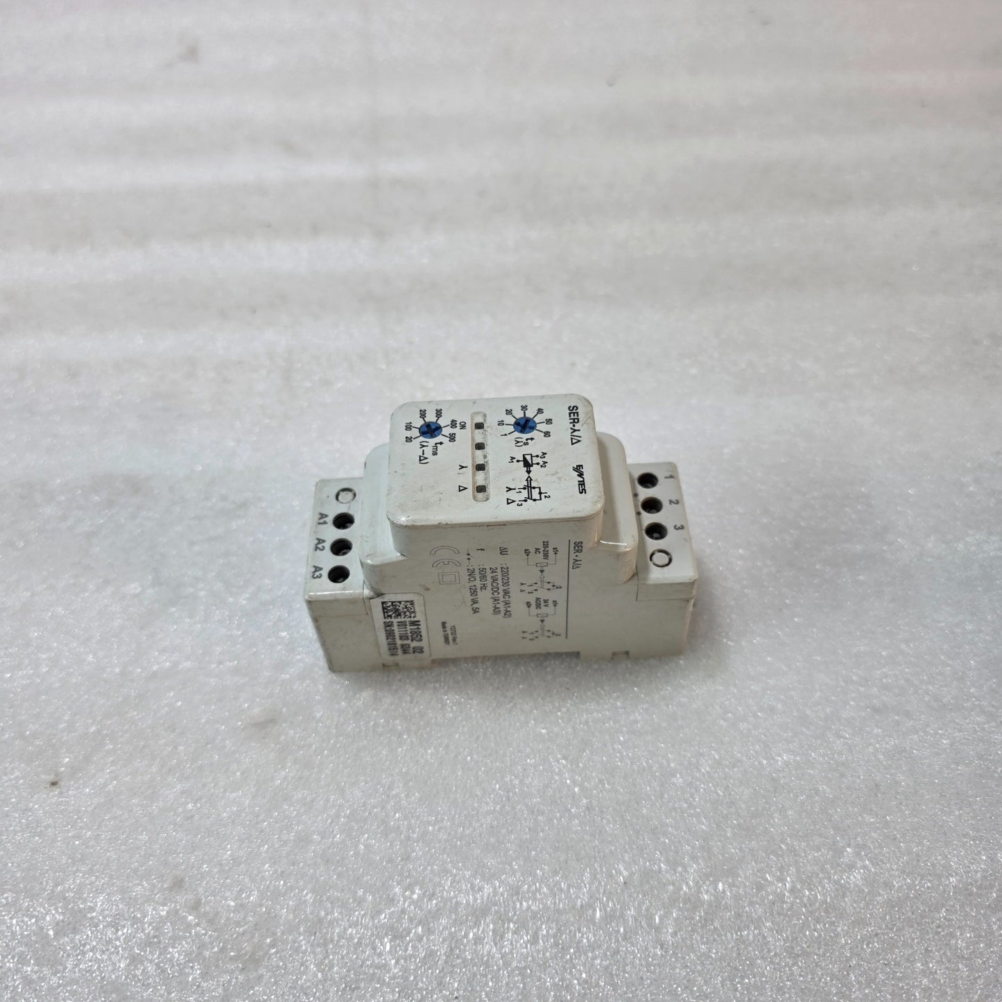 ENTES SER-Y/Δ Y2722 REV.1 STAR-DELTA TIMER RELAY 220–230VAC / 24VAC-DC, 2NO, 5A