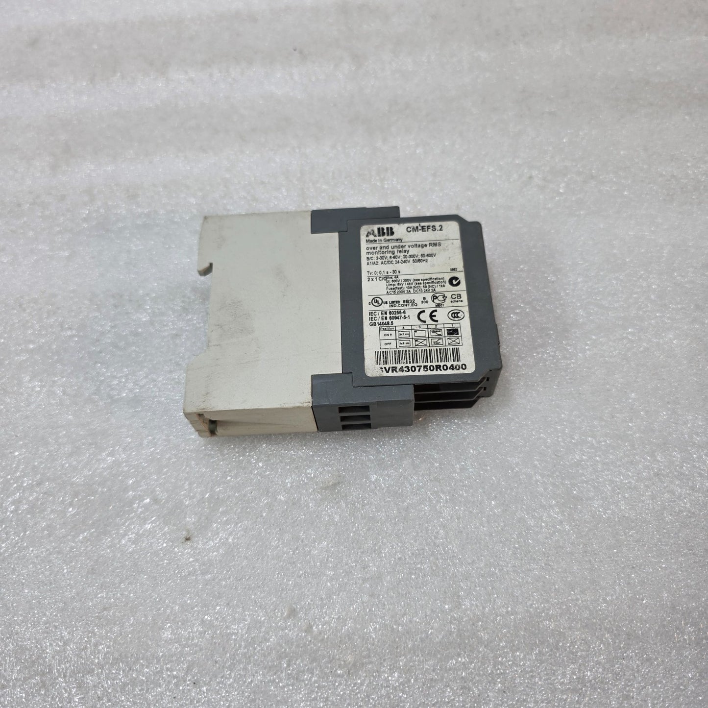 ABB CM-EFS.2 OVER & UNDER VOLTAGE MONITORING RELAY 1SVR430750R0400