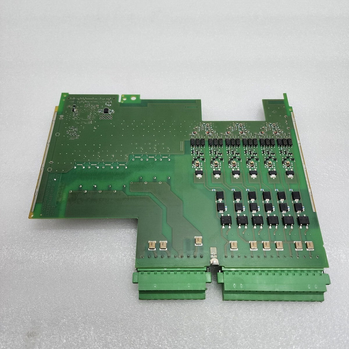 SIEMENS C53040-A52-C610-2 7SJ82 CARD C53207-A601-B610-1