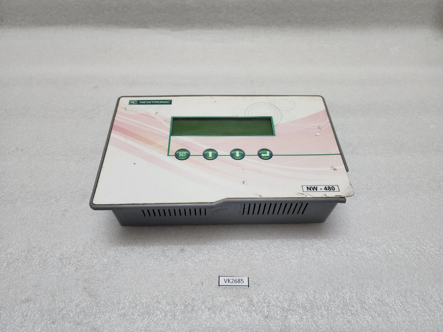 NEWTRONIC NW-480 BOD CONTROLLER V1.5A 24VDC EDGE BROKEN