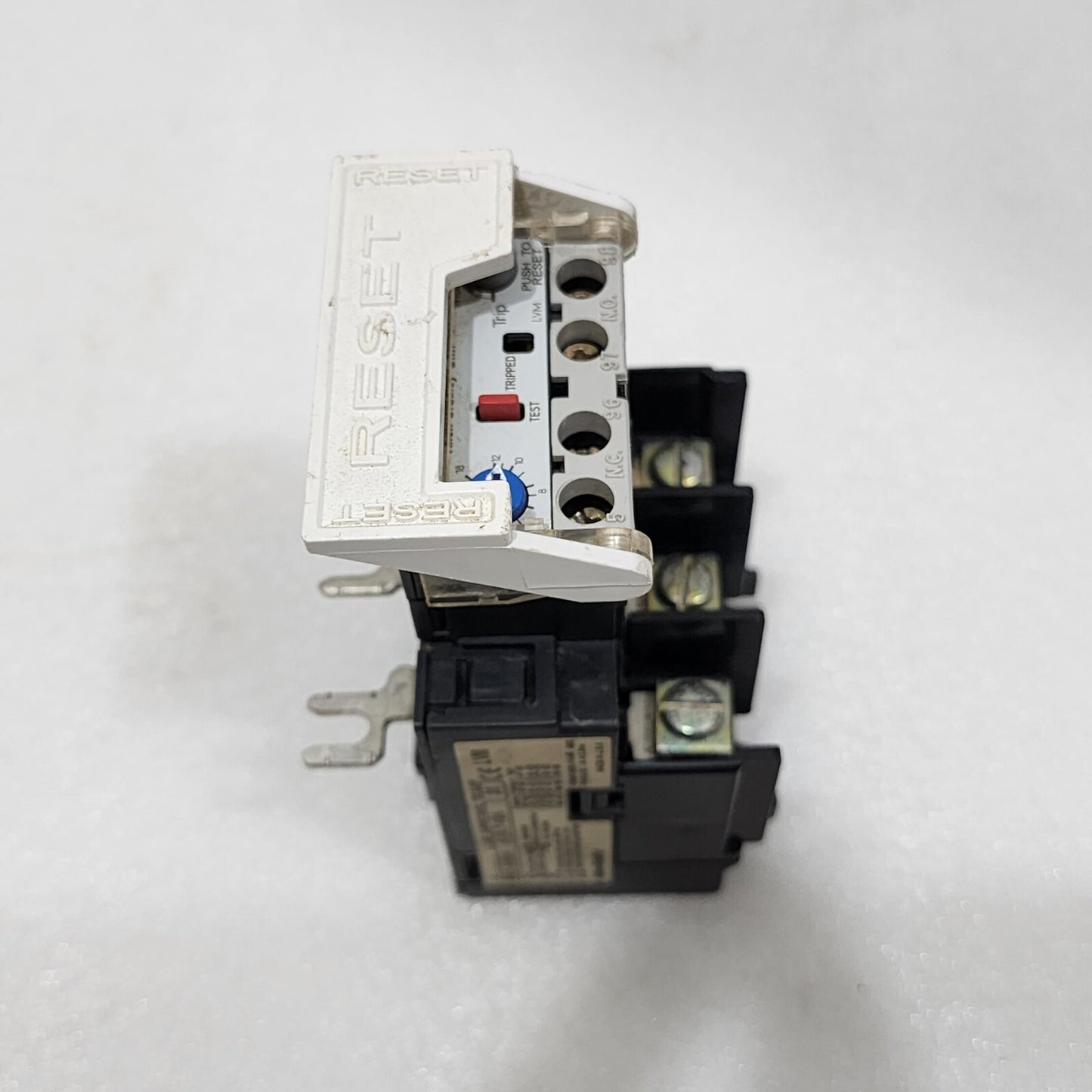 ALLEN BRADLEY CAT 592-A2GA THERMAL OVERLOAD RELAY 5.7-18A