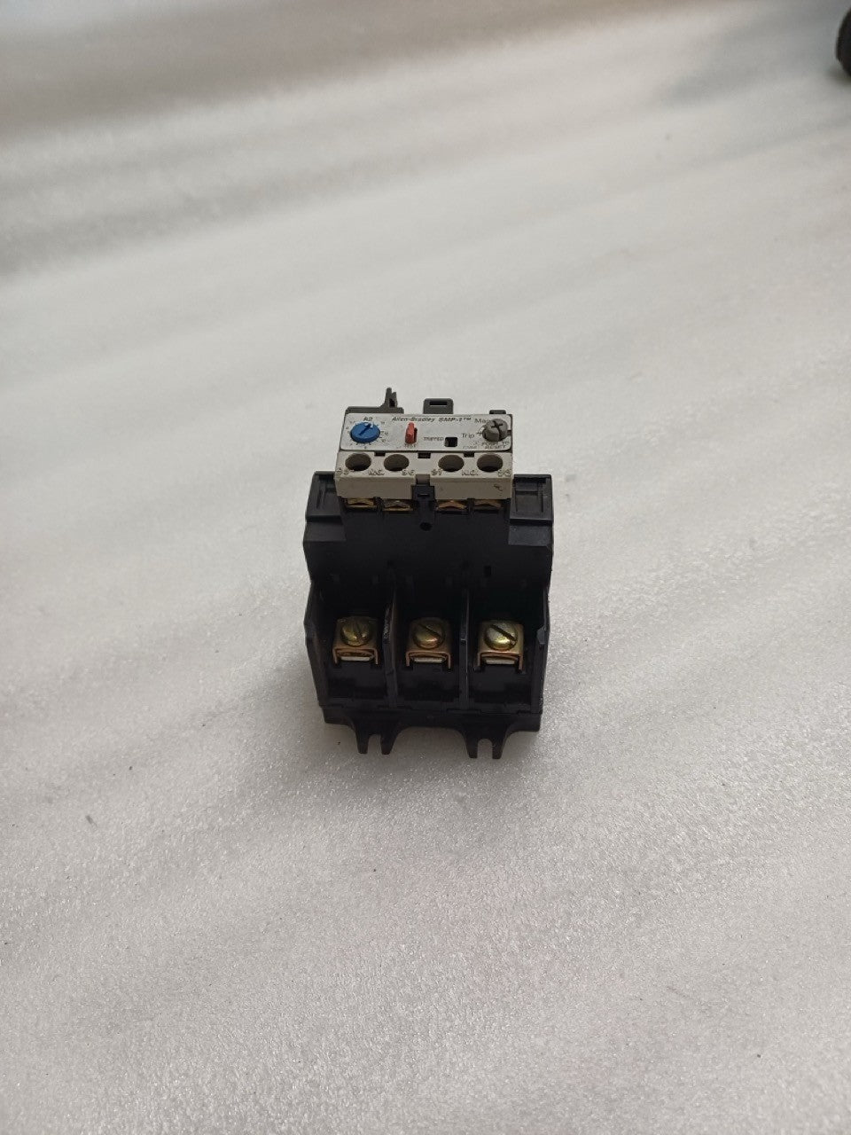 ALLEN-BRADLEY BULLETIN 592 SMP CAT 592-A2GA SOLID-STATE MOTOR OVERLOAD RELAY
