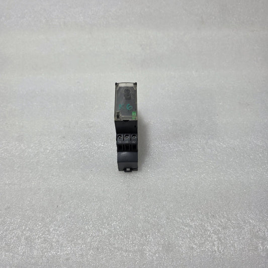 TELEMECANIQUE RE22R1CMR MULTIFUNCTION TIME RELAY, 0.05S–300H, 24–240V AC/DC, 8A