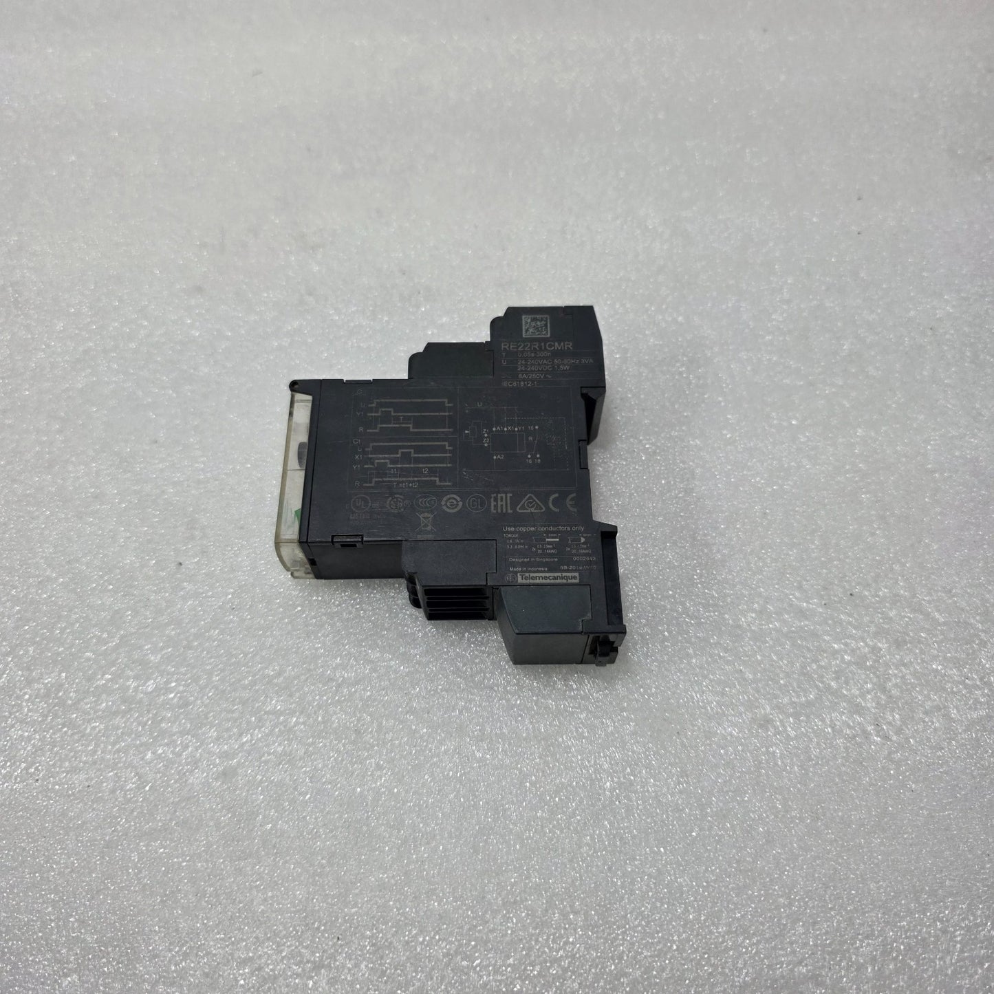 TELEMECANIQUE RE22R1CMR MULTIFUNCTION TIME RELAY, 0.05S–300H, 24–240V AC/DC, 8A