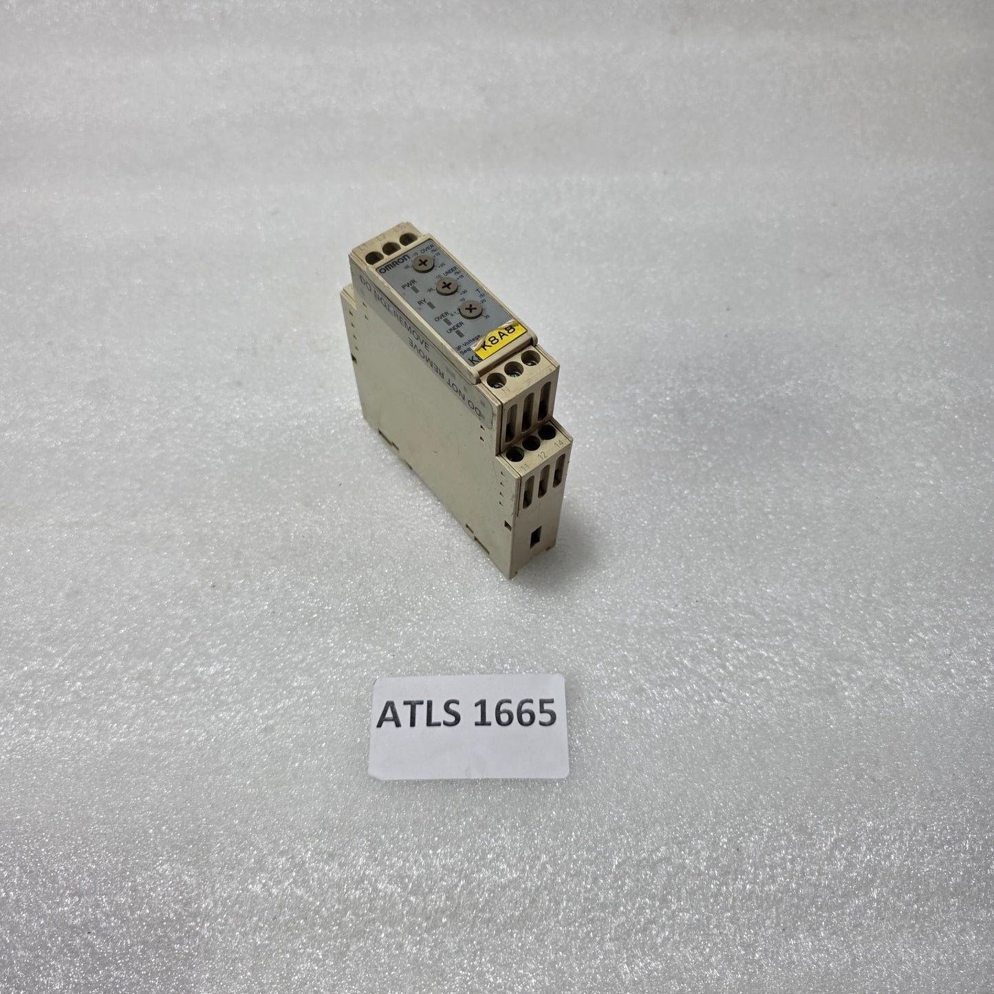 OMRON K8AB-PM2 3-PHASE VOLTAGE MONITORING RELAY, PHASE SEQUENCE & LOSS, 380–480V