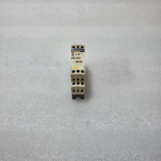 RE7MY13MW ZELIO TIME MULTIFUNCTION TIMER RELAY, 24–240V AC/DC