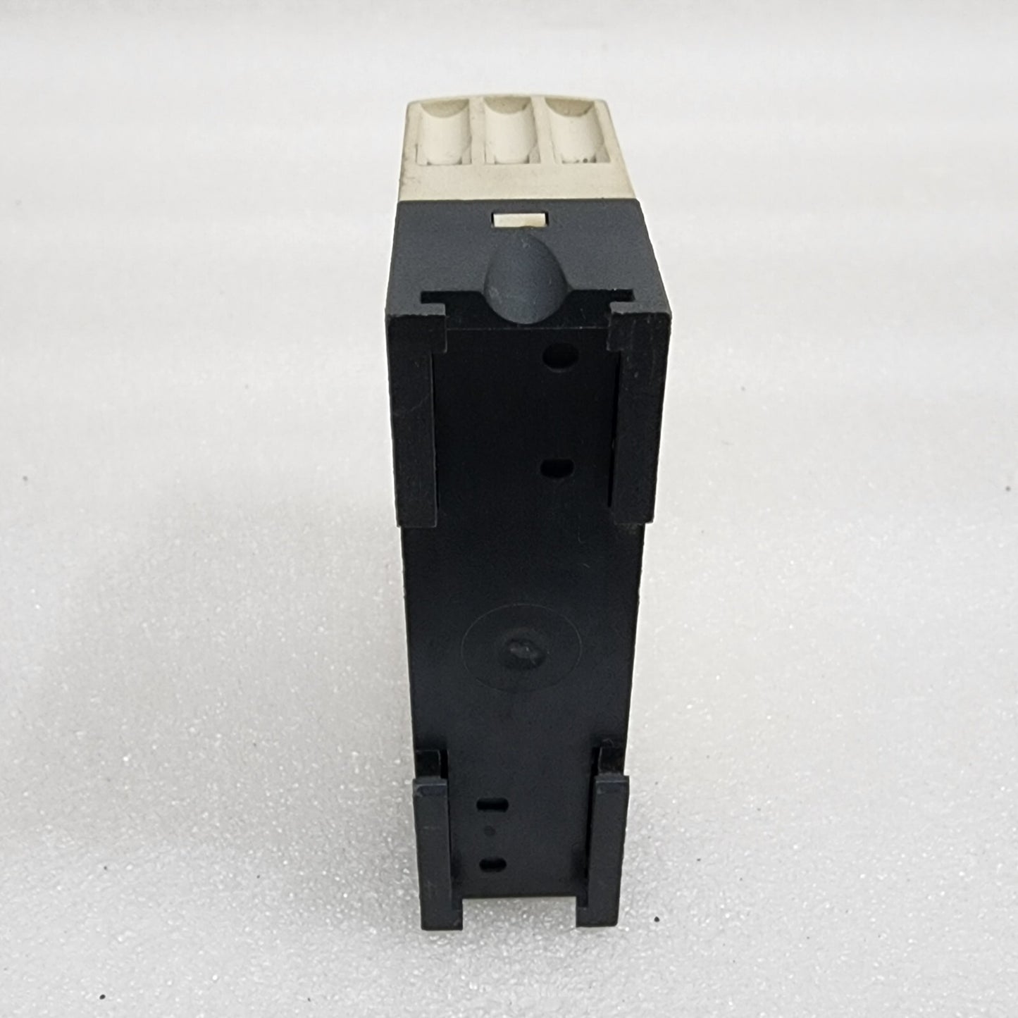 RE7TM11BU ON-DELAY TIMING RELAY 110-240VAC/24VAC-DC/42-48VAC-DC