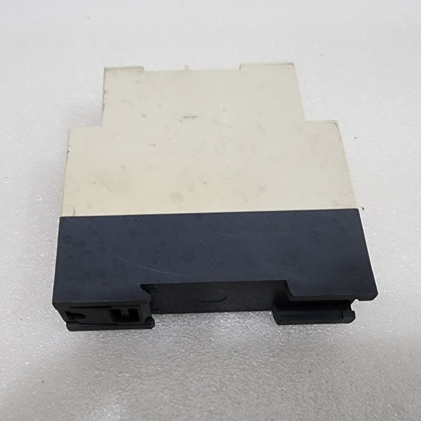 RE7TP13BU ON DELAY TIMING RELAY 110-240VAC/24VAC-DC/42-48VAC-DC