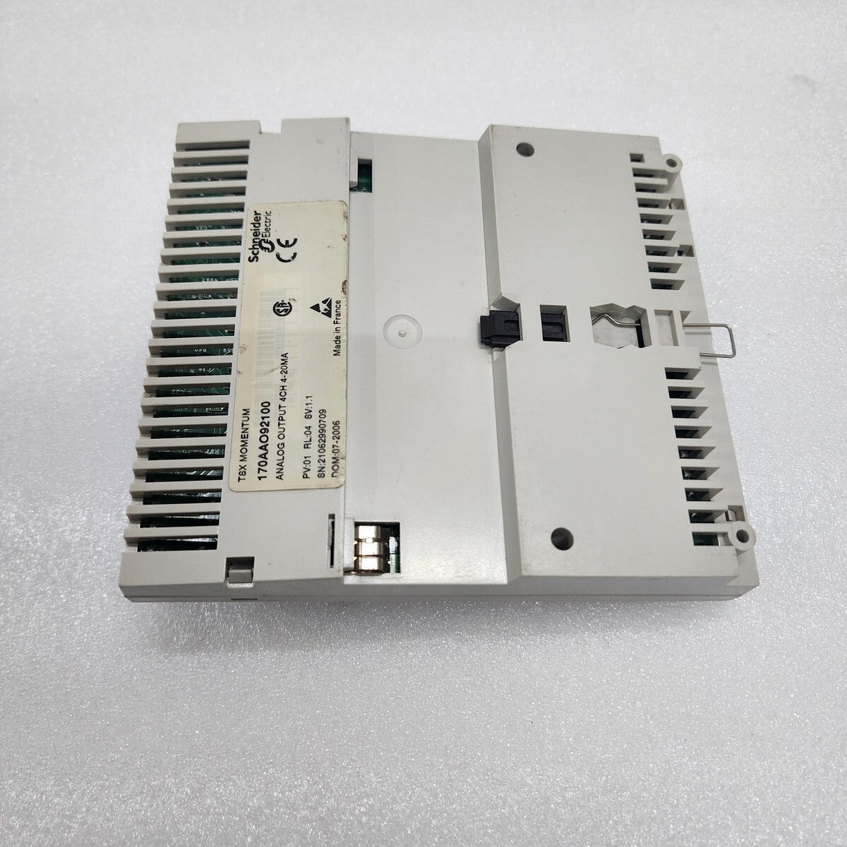 170ADO73050 I/O BASE MODULE 230VAC
