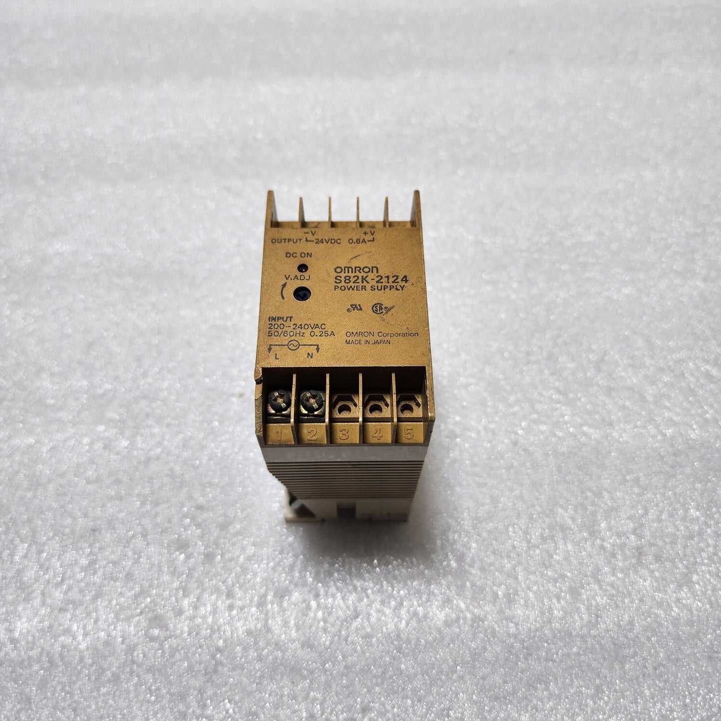 OMRON S82K-2124 POWER SUPPLY 24VDC 0.6A